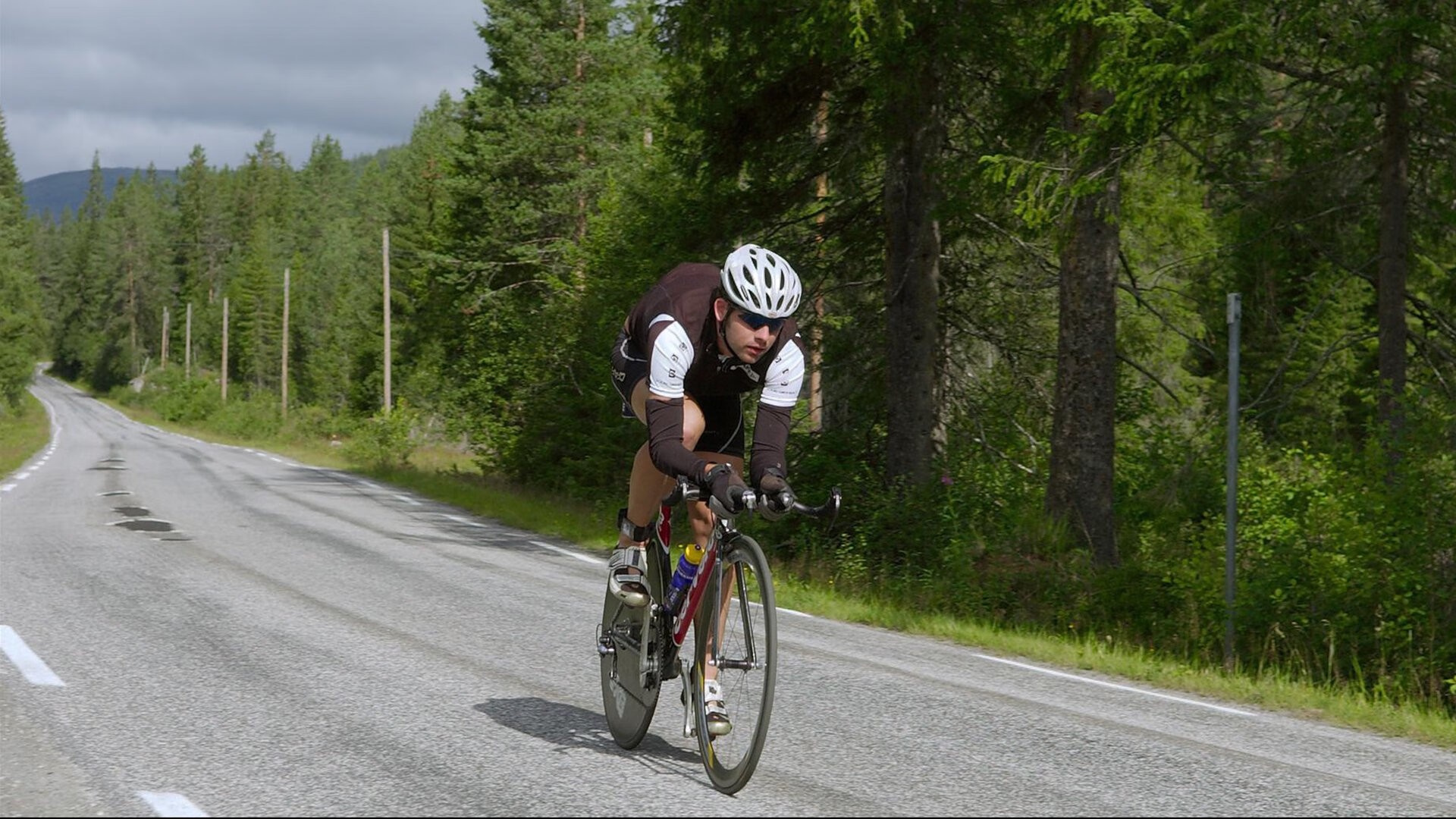 星空体育平台官网-影视作品中的F1：电影里的极速激情，f1速度与激情
